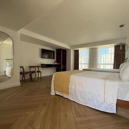 Six Hotel Guadalajara Degollado ภายนอก รูปภาพ