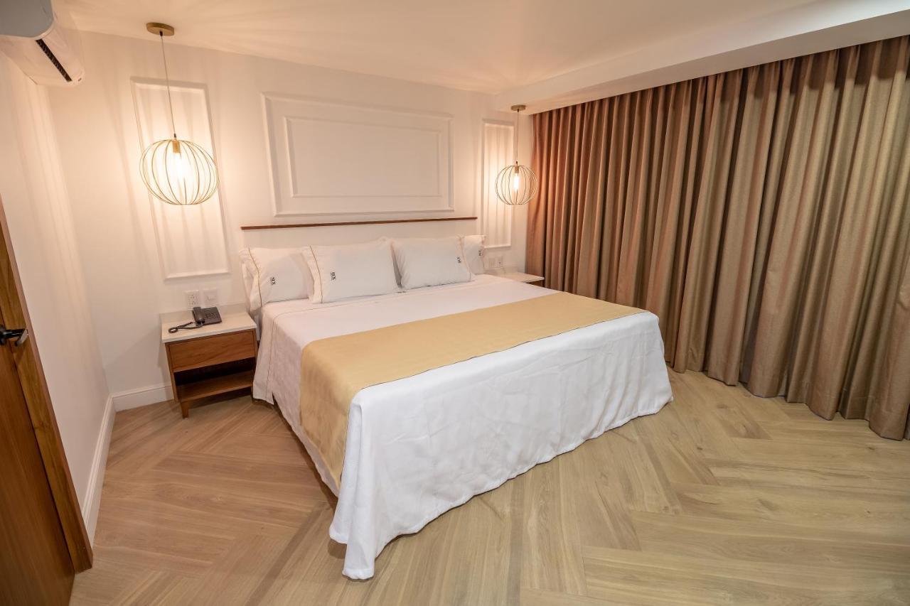 Six Hotel Guadalajara Degollado ภายนอก รูปภาพ
