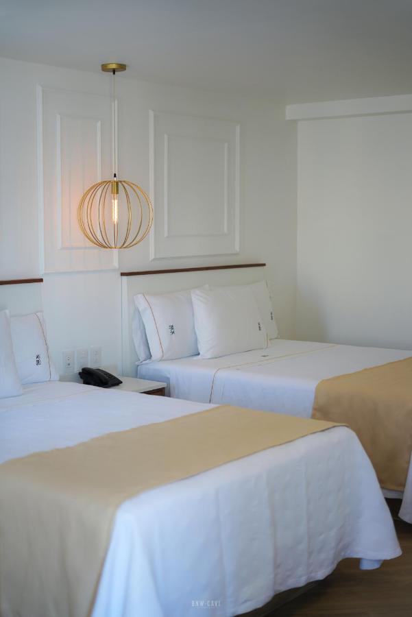 Six Hotel Guadalajara Degollado ภายนอก รูปภาพ