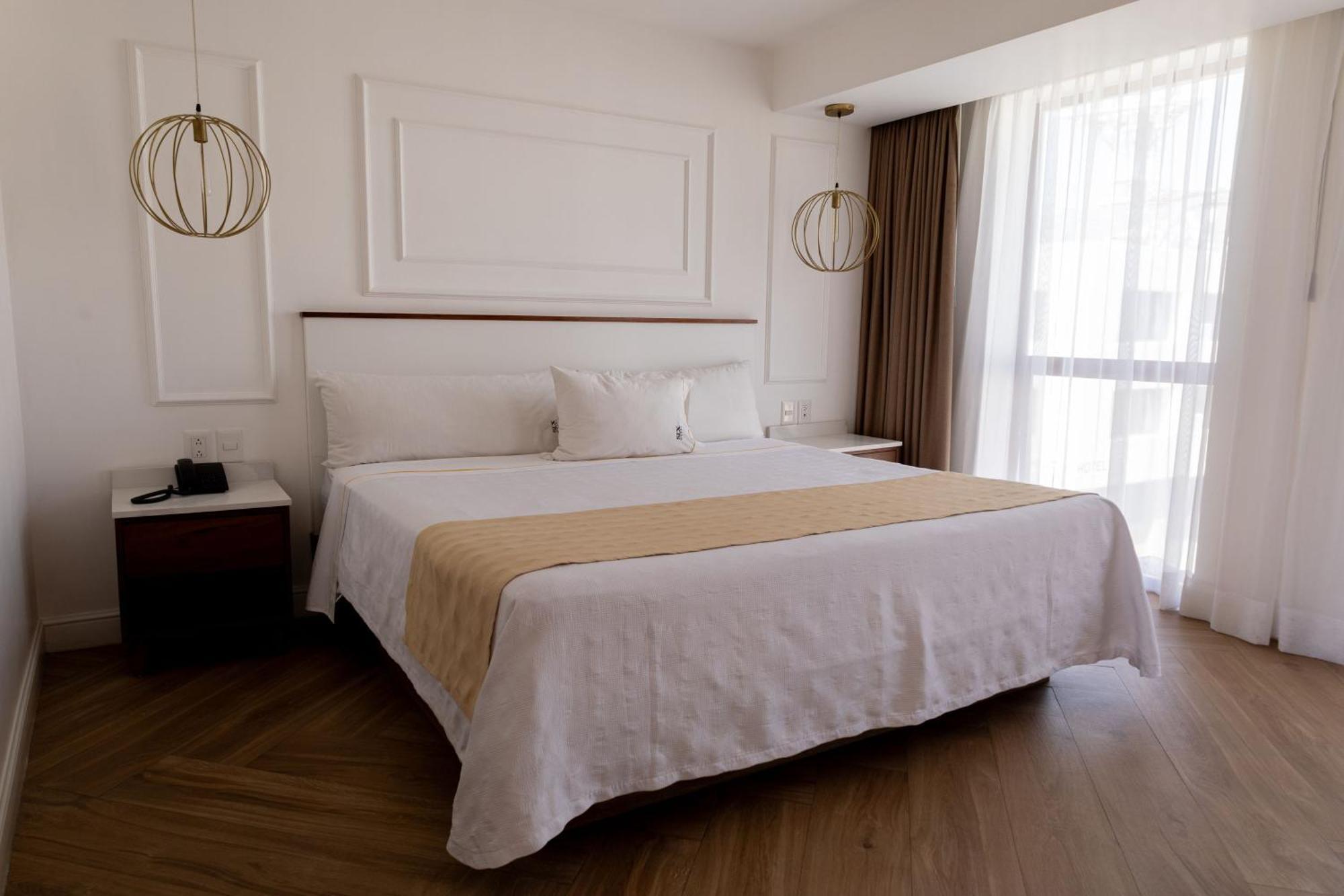 Six Hotel Guadalajara Degollado ภายนอก รูปภาพ