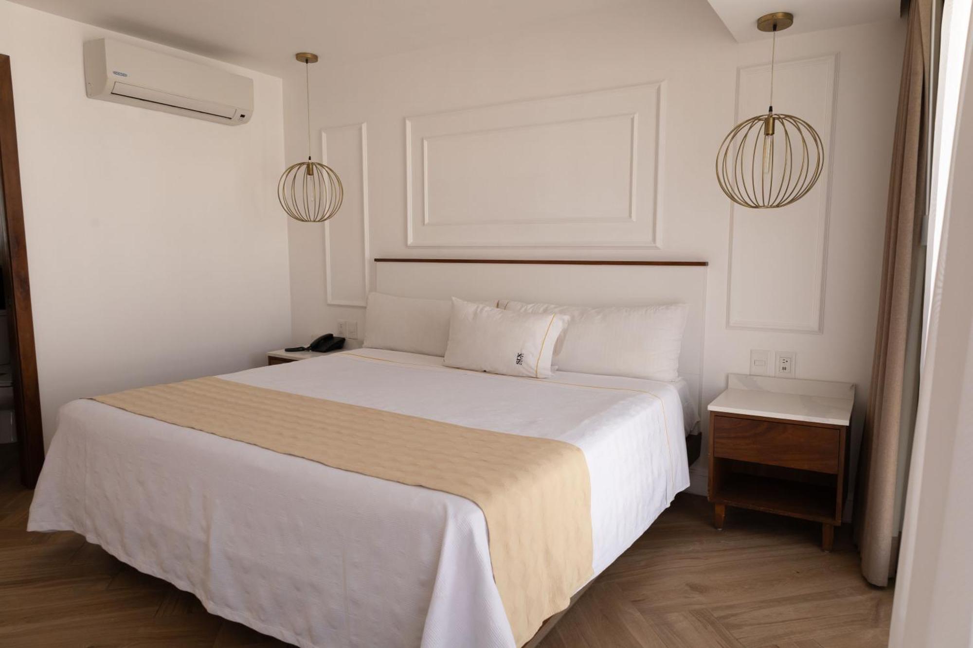Six Hotel Guadalajara Degollado ภายนอก รูปภาพ
